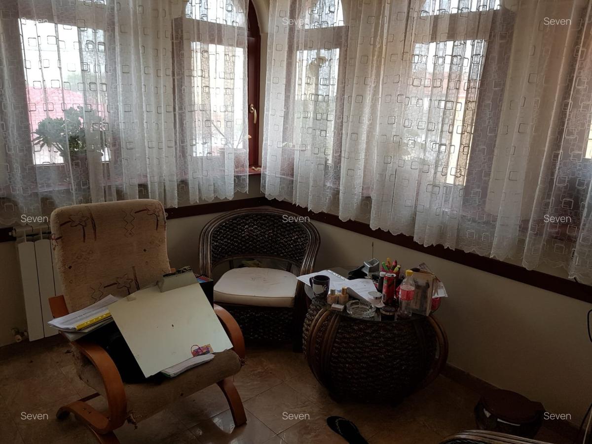 Vila S+P+E+M - zona Km. 5 - 450.000 euro(Cod E7) - 7