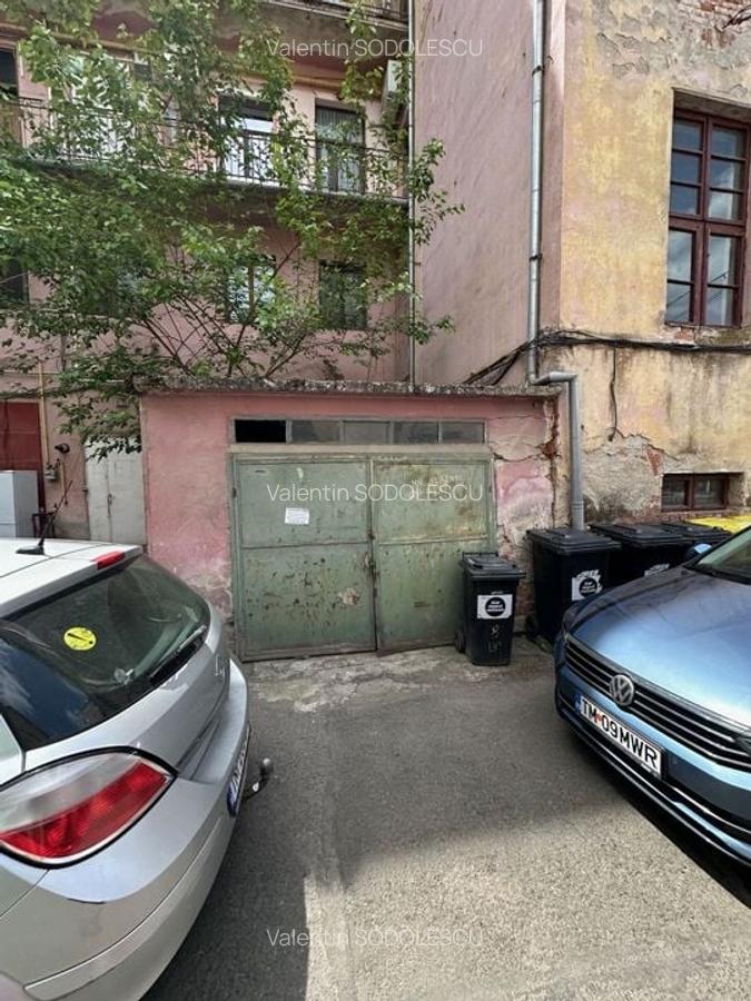 Apartament renovat în clădire istorică - are garaj - 22