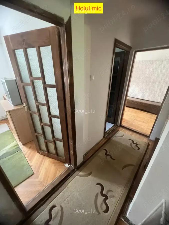 Proprietar Vand apartament 3 camere | Etaj 4 din 4 | Strada Lugojului | 5 min de ISHO - 6