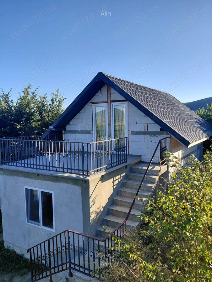 Vand casa cu 10 arii teren - 8