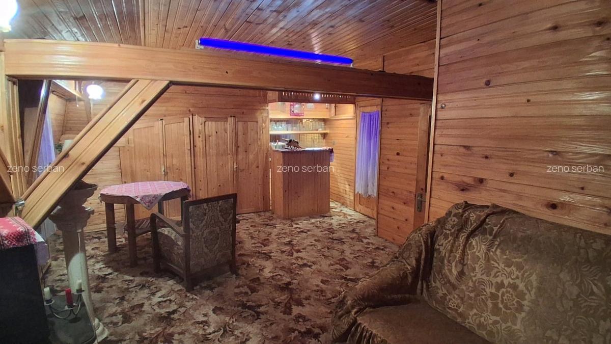 Proprietar vând casă cu grădină două apartamente, Mehala  suprafată totală 739 m - 14