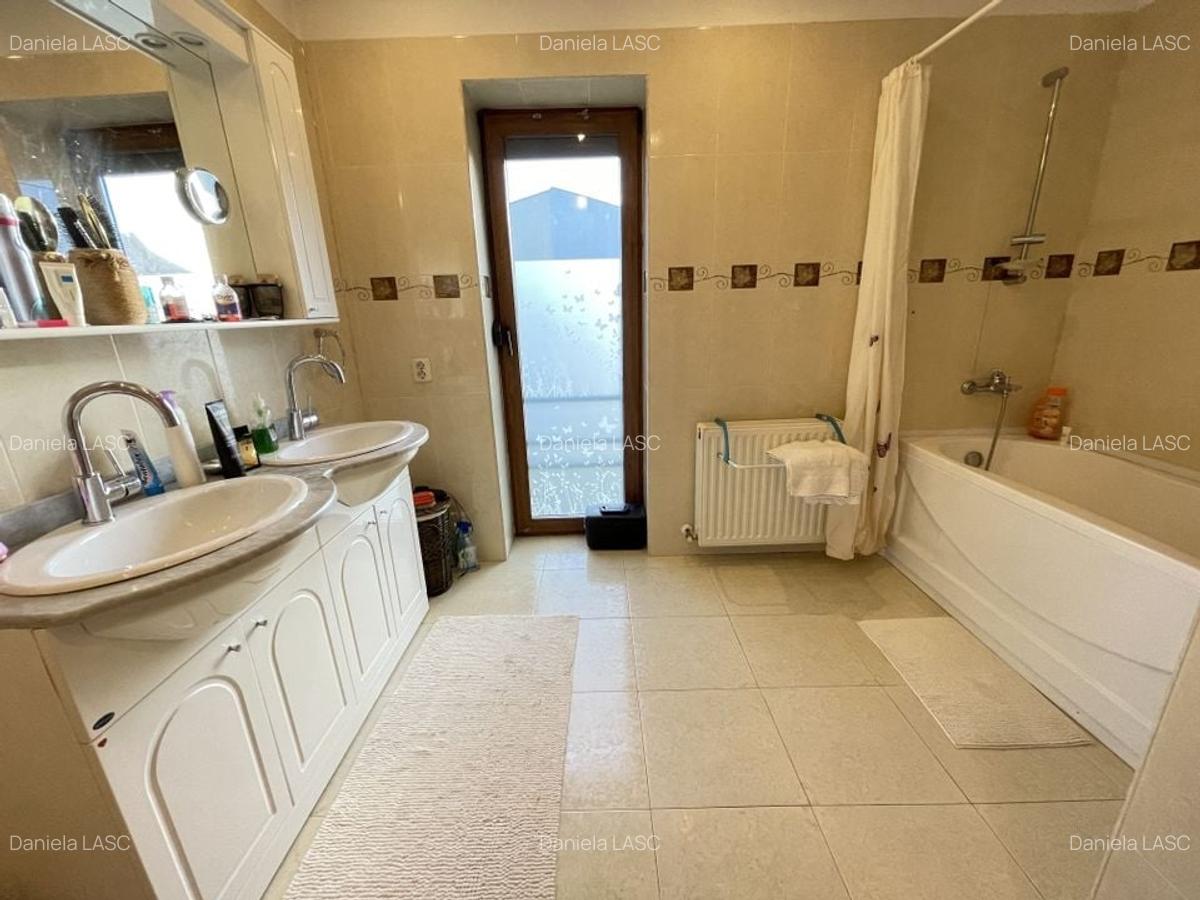 Casă cu 4 camere în Torontalului - 10