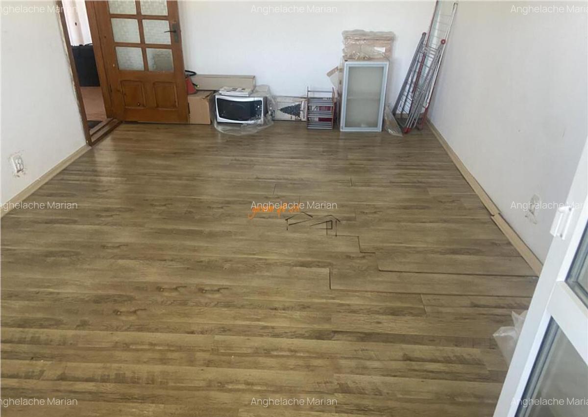 Apartament 2 camere , zona Liceul Economic , 56 mp , decoman - 2