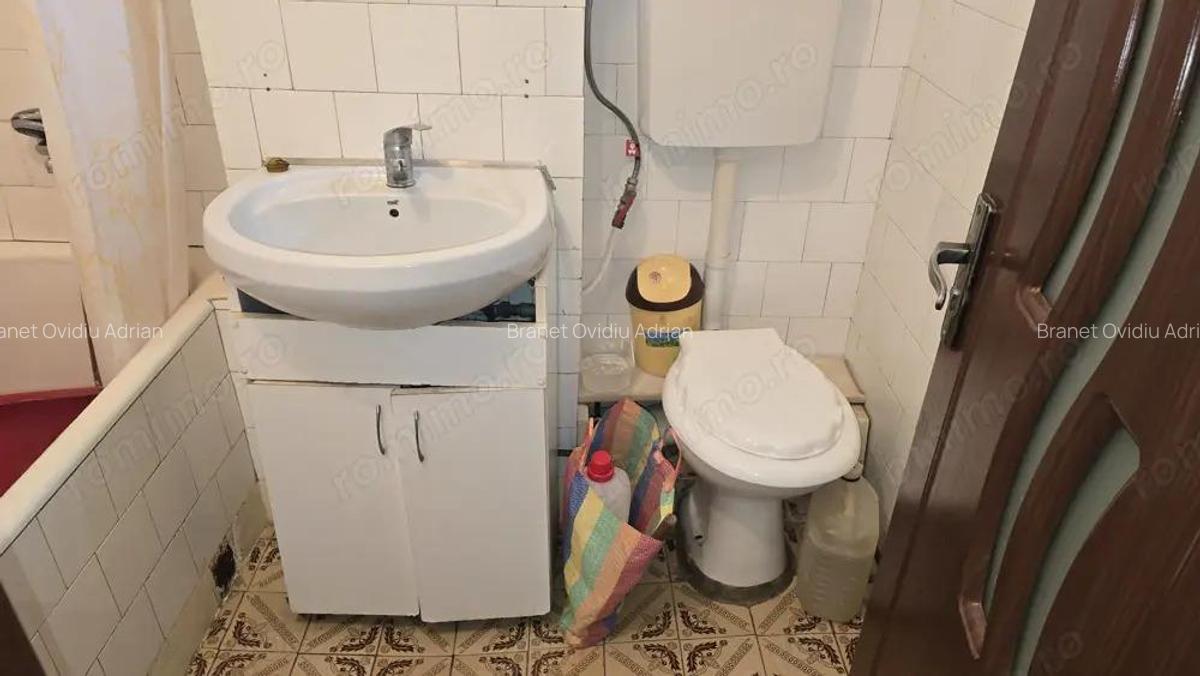 Vand apartament 3 camere cu intrari separate in Deva, zona Minerului, bloc de 4 etaje de caramida, - 11