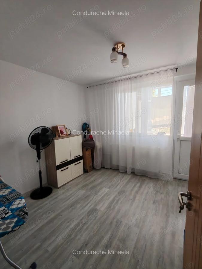 Apartament 4 camere, cartier Micro 16, complex Siretu - 7