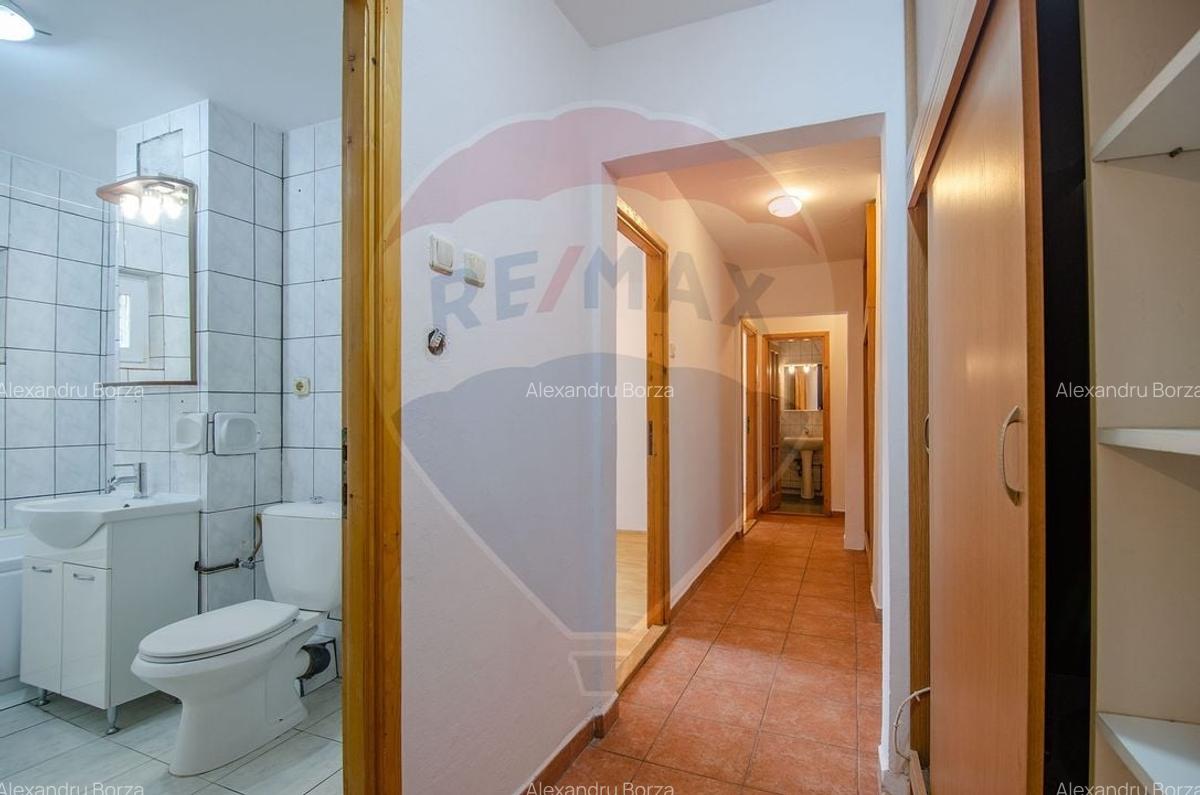 Apartament Decomandat cu 4 Camere | Etaj 1 | Zona Soarelui - Confort 1 - 8