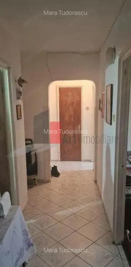 Vanzare apartament 2 camere ?os. Olteni?ei - Pia?a Sudului - 2