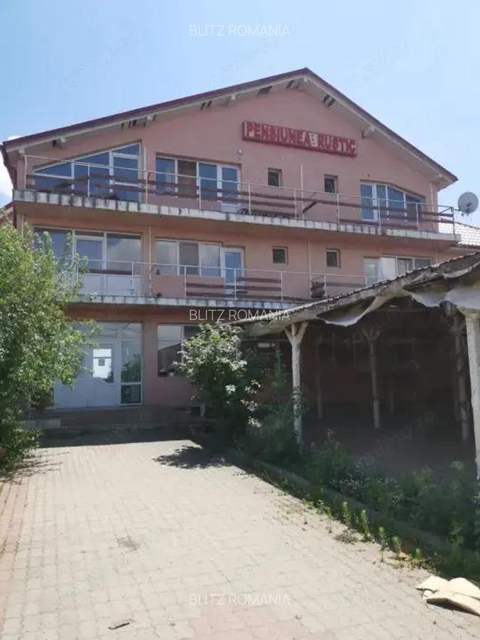 Pensiune P+1, cu restaurant + terasa, cu acces imediat la Drumul Expres - 1