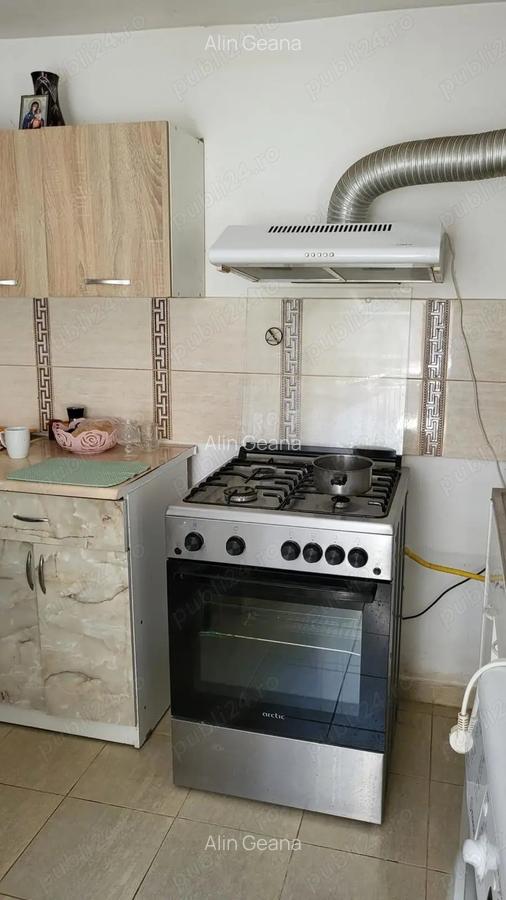 Casa de vanzare in Buzau, zona 23 august - 6