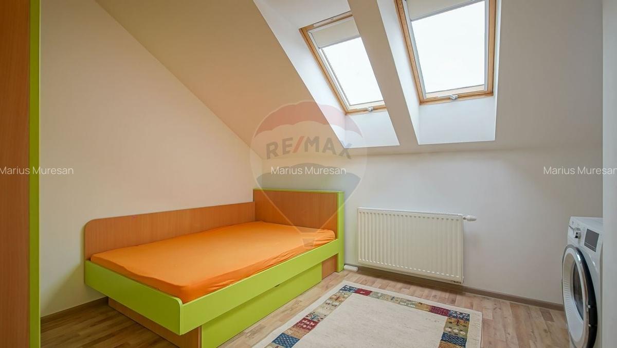 Apartament cu 3 camere de inchiriat in zona Tractorul - 12