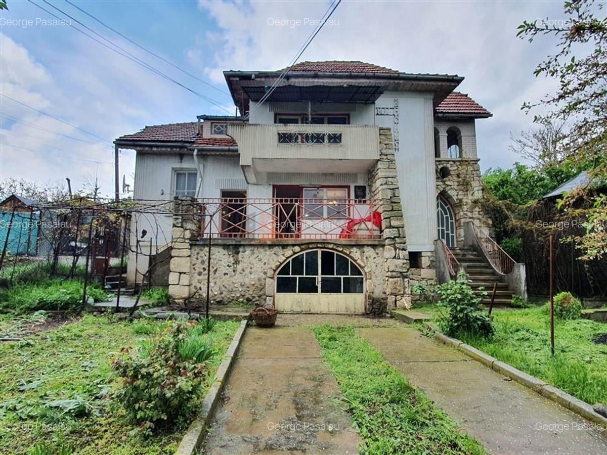 Casa P+1 zona Pietroasele - 1