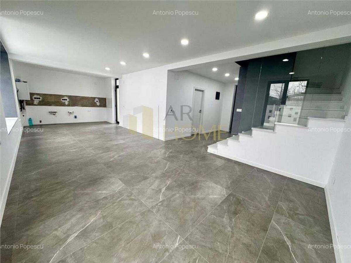 Vanzare casa 4 camere plus garaj, in Paulesti, zona cu priveliste la padure. - 3
