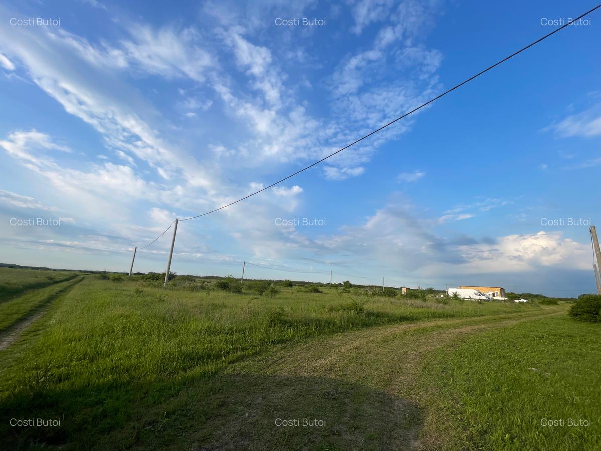 Teren intravilan de vanzare in Mosnita Noua, 672 mp, CU duplex P+1E+M - 1