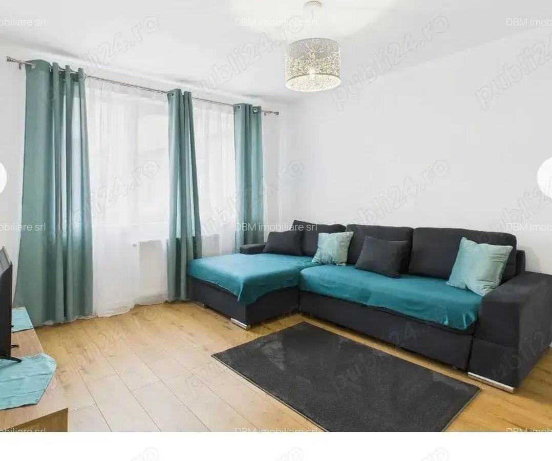 De inchiriat apartament 3 camere zona centrala Str. Republicii - 1