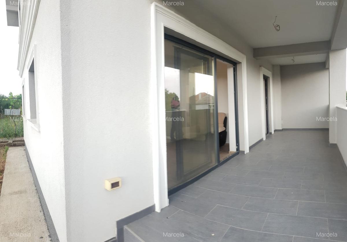 Casă cu 3 camere în Valu lui Traian - 2