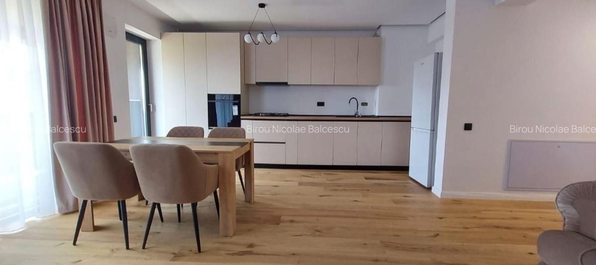 Apartament cu 3 camere decomandat, mobilat în Băneasa - 2