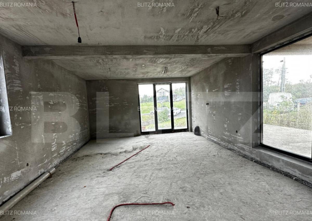 Casa noua la ro?u, tencuita interior, cu teren generos ? - 2