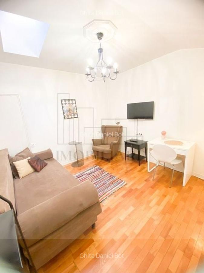 2 Camere Ultracentral Cluj - Ideal Locuit sau Birou - 55 m? - 3 2 Camere Ultracentral Cluj - Ideal Locuit sau Birou - 55 m? - 3