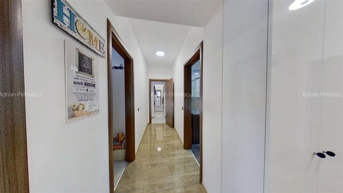 Apartament cu 3 camere decomandat, mobilat în Tractorul - 11
