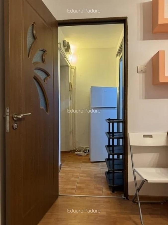 Garsonieră decomandată în Semicentral - 2