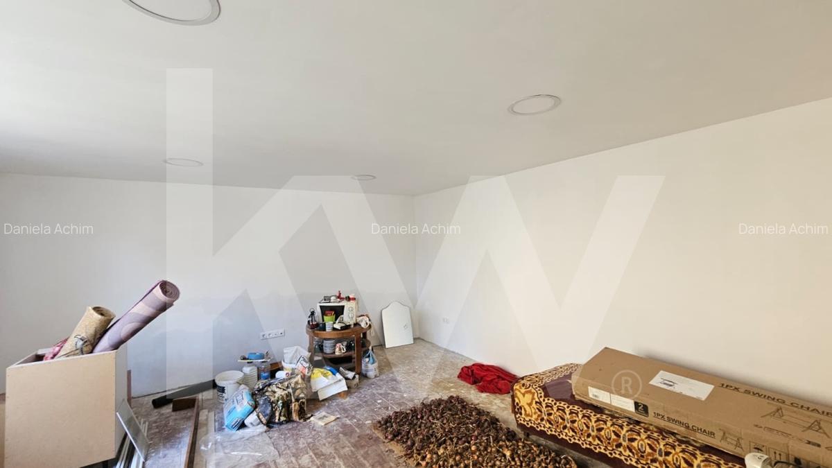 Casa individuala compusa din doua apartamente, cu teren liber de 540 mp - 16