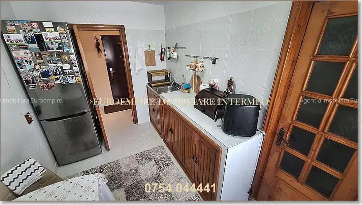 Apartament de vanzare in Constanta, Km 4 5 - 2 camere, 63 mp - 5