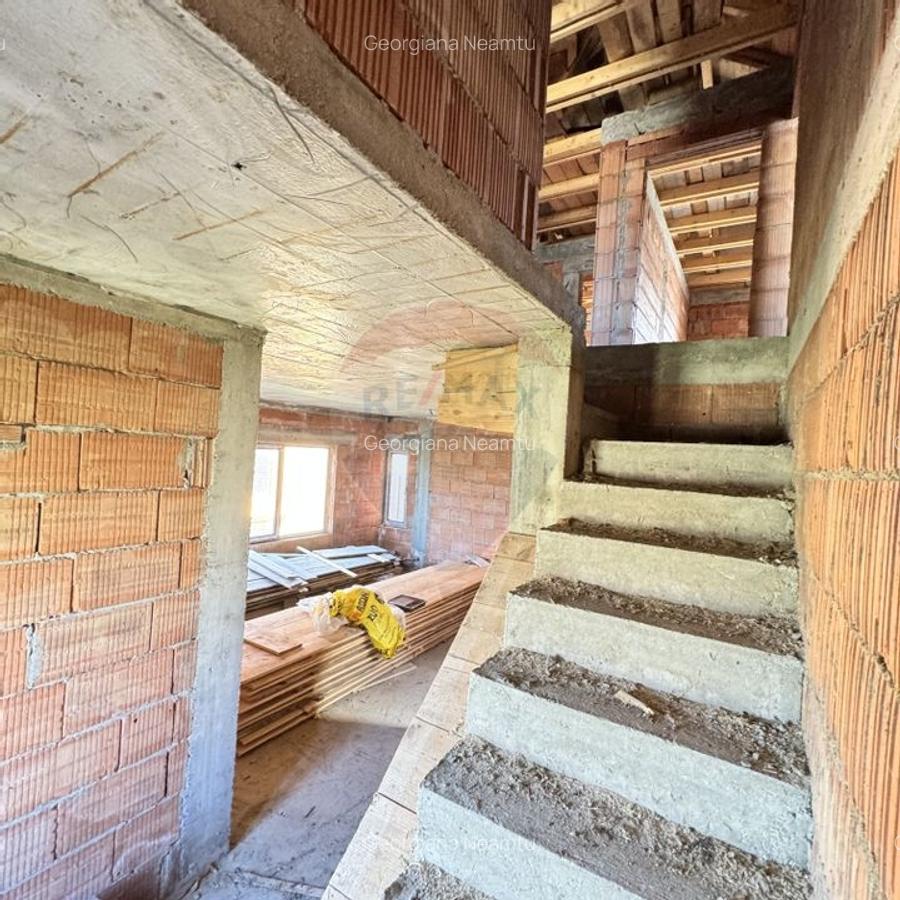 Casa cu 6 camere la rosu, intabulata in Zimandu Nou de vanzare - 7