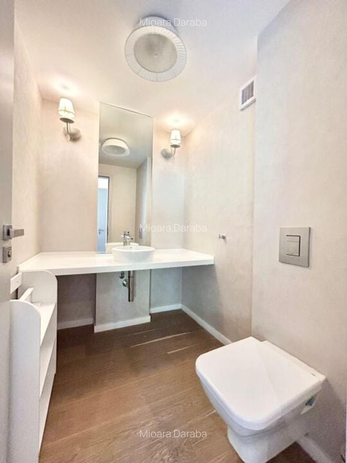 Villa with modern architecture, heated pool, 1000sqm yard, Iancu Nicolae area - 13