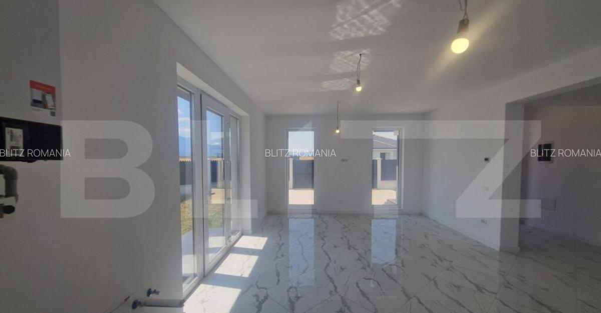 Casa noua Cristian-Rasnov , Parter , 2 bai 4 camere , teren - 10
