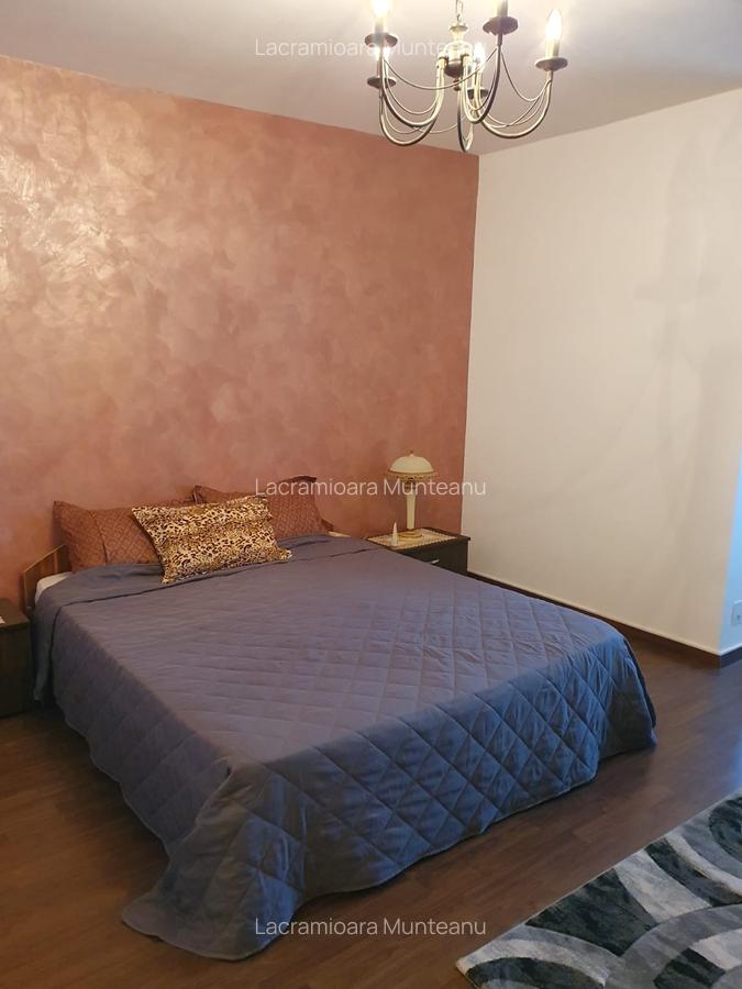 Iancului , Pantelimon , Piata Delfinului - 1