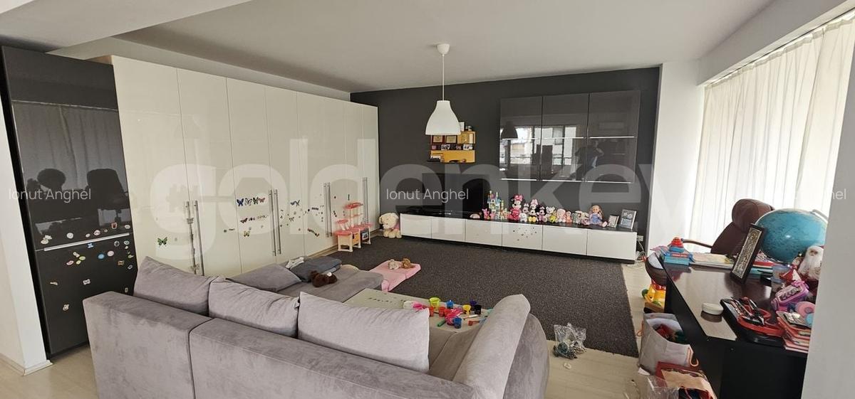 Vedere panoramica | Apartament generos cu 4 camere, 3 bai | 230mpc - 6