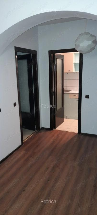 Inchiriez garsoniera la 500m de metrou - 8