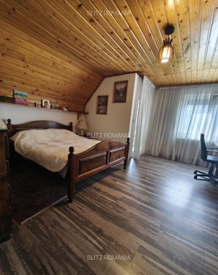 Casa 5 camere, zona ultracentrala, 1500mp teren, Radauti - 18