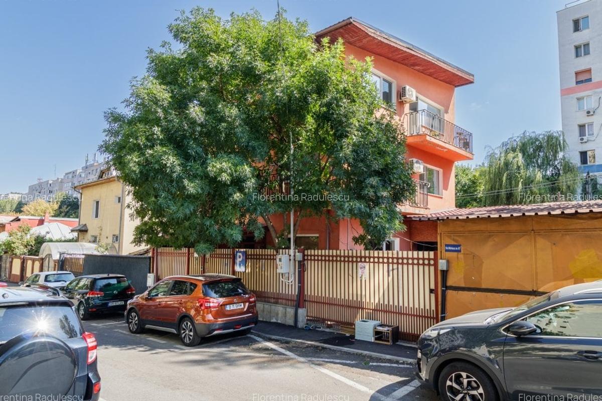 Casa cu curte | Potential pentru rezidenta sau afacere| Aparatorii Patriei - 12