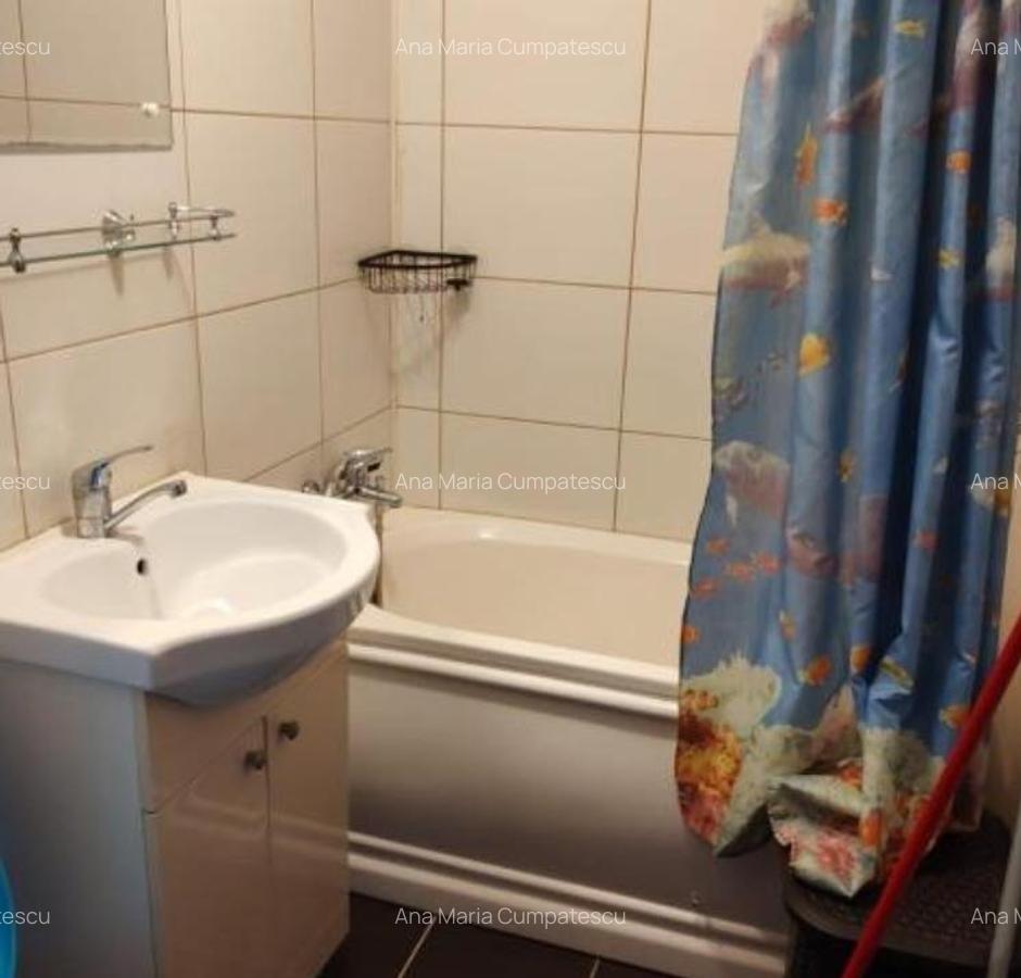 Închiriem garsonieră  zona Poarta 6  mobilată utilată 25 mp - 5 Închiriem garsonieră  zona Poarta 6  mobilată utilată 25 mp - 5