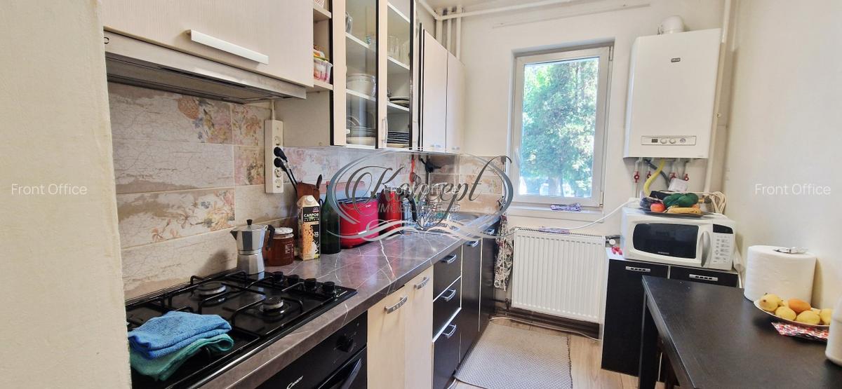 Apartament luminos, cu balcon - 14