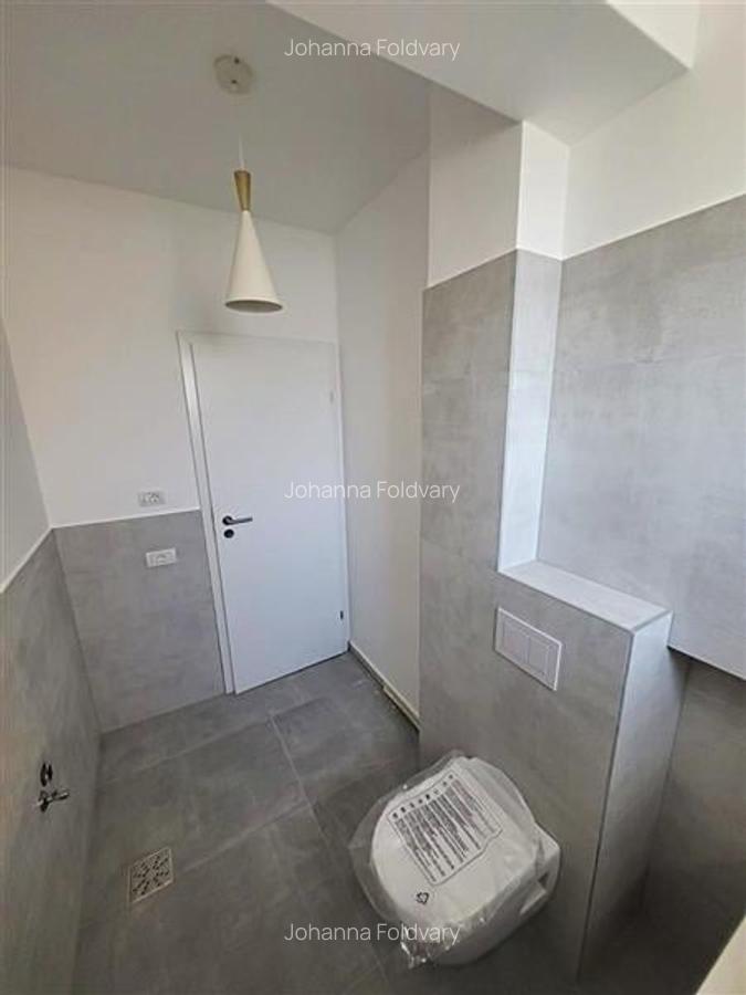 Casă cu 4 camere în Dumbrăvița - 17