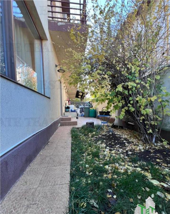 Vila individuala cuplata 6 camere P E M, cu incalzire pe cen - 15