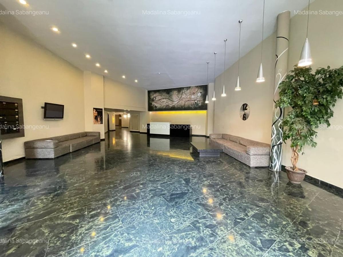 Apartament de 3 camere si curte privata - Parcare subterana - 13