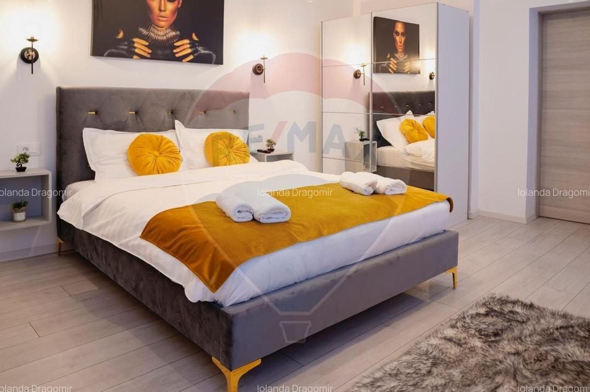 Afacere Activa + Locuinta Premium cu 2 Camere in Centru Istoric Brasov - 3