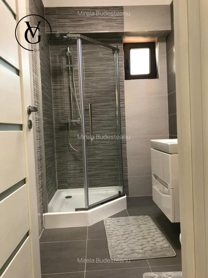 Apartament cu 3 camere decomandat, mobilat în Pajura - 9