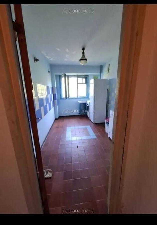 Apartament 3 camere de vanzare Drumul Taberei - 10