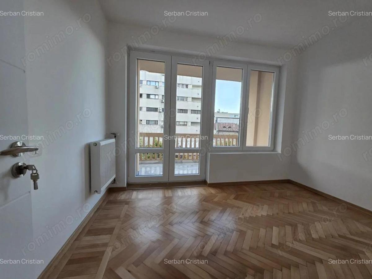 Romana Coloane apartament 3 camere de vanzare - 14