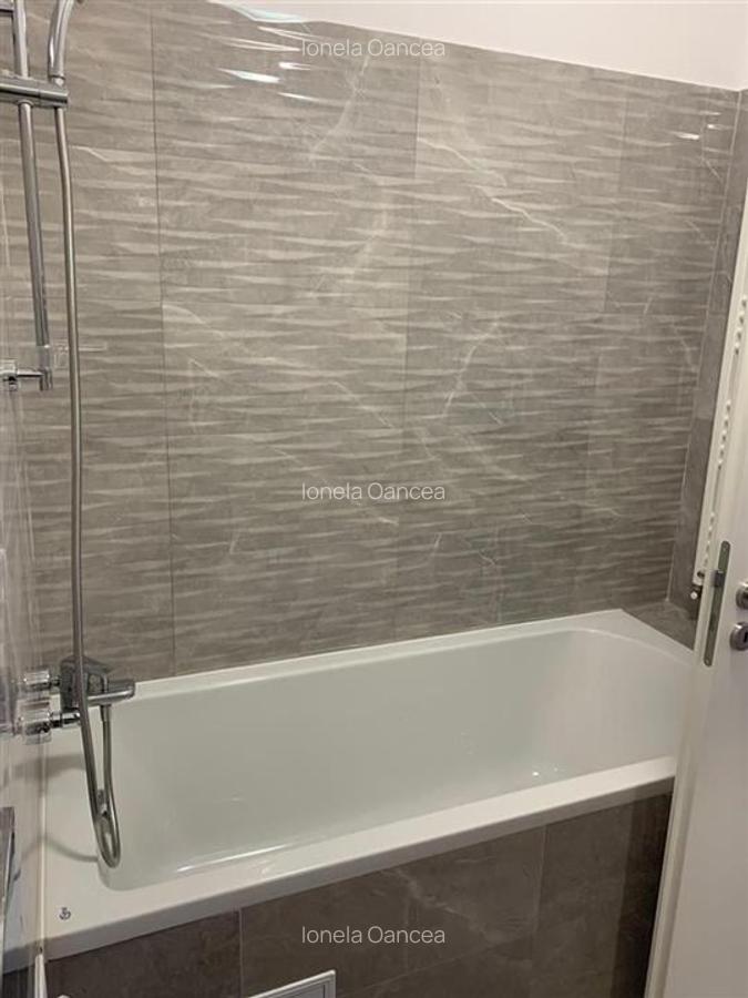 Apartament cu 2 camere, zona Tractorul - 14