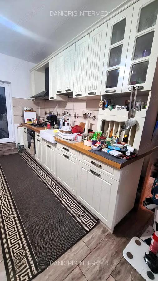 Vila - Valu lui Traian - Zona centrala - 4