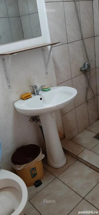 Camera de inchiriat voluntari - 8