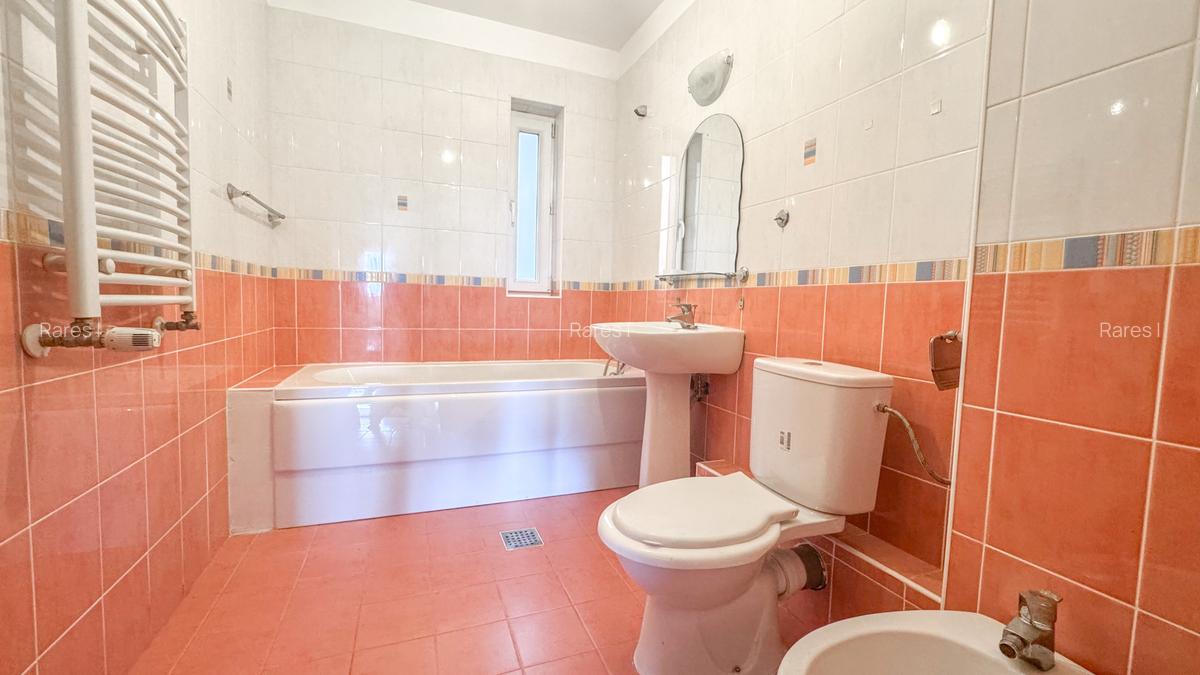 Apartament cu 3 camere decomandat în Vitan - 5