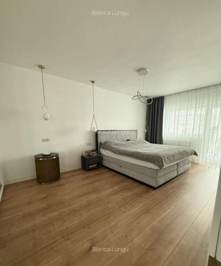 Apartament de 3 camere ( Complet Renovat )-Unirii - 2