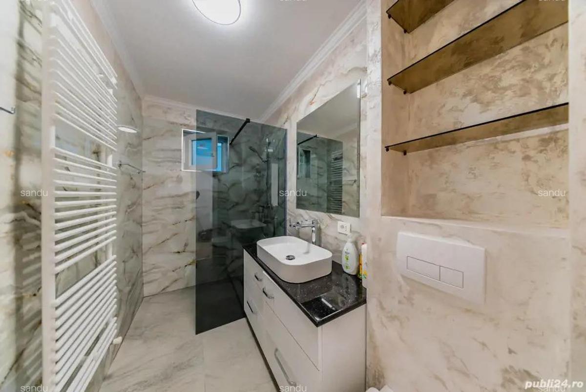 Apartament cu vedere la Bld.Revolutiei, etajul 1, - 8