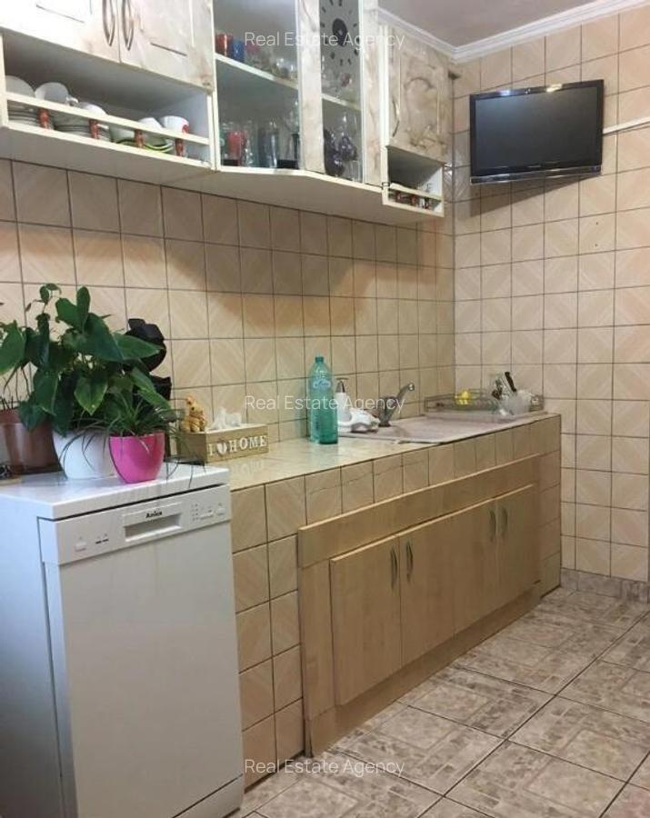 1 camera in zona Dambovita - 2